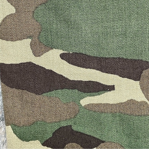 J. Crew 9" Cargo Toothpick Camo Print Pants Ankle Length - Waist 29 - Picture 10 of 12